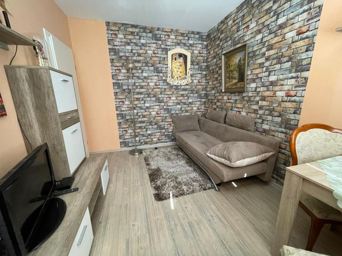 Zentrumsnahe Ferienwohnung Drezno Zewnętrze zdjęcie